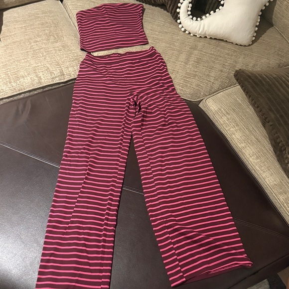SUNCOO Maroon and Pink Striped Two Piece - Picture 1 of 4